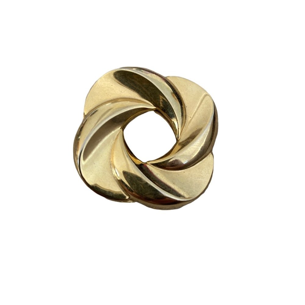 Gold tone brooch